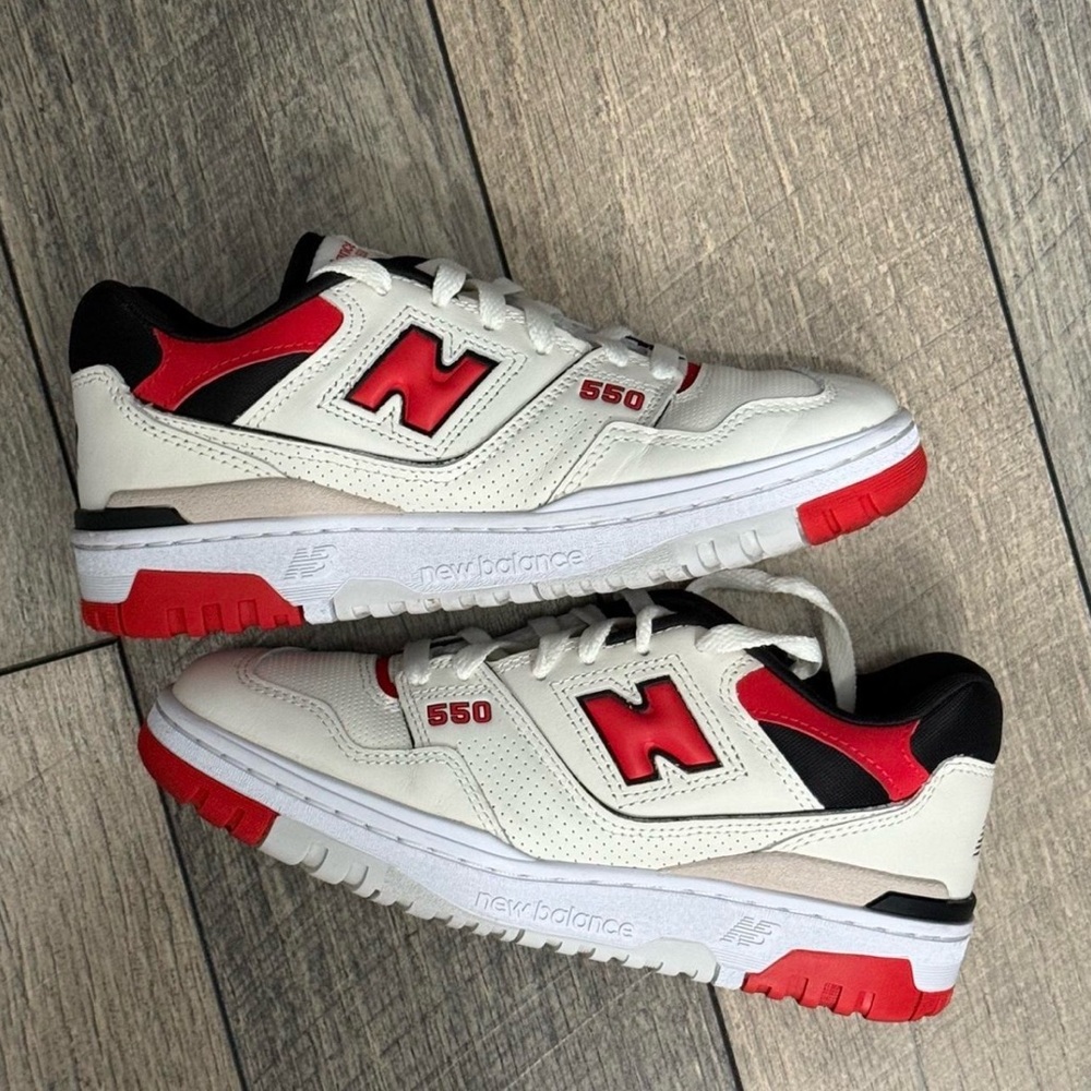 New Balance Men’s Sneakers in White, Cream, and Red